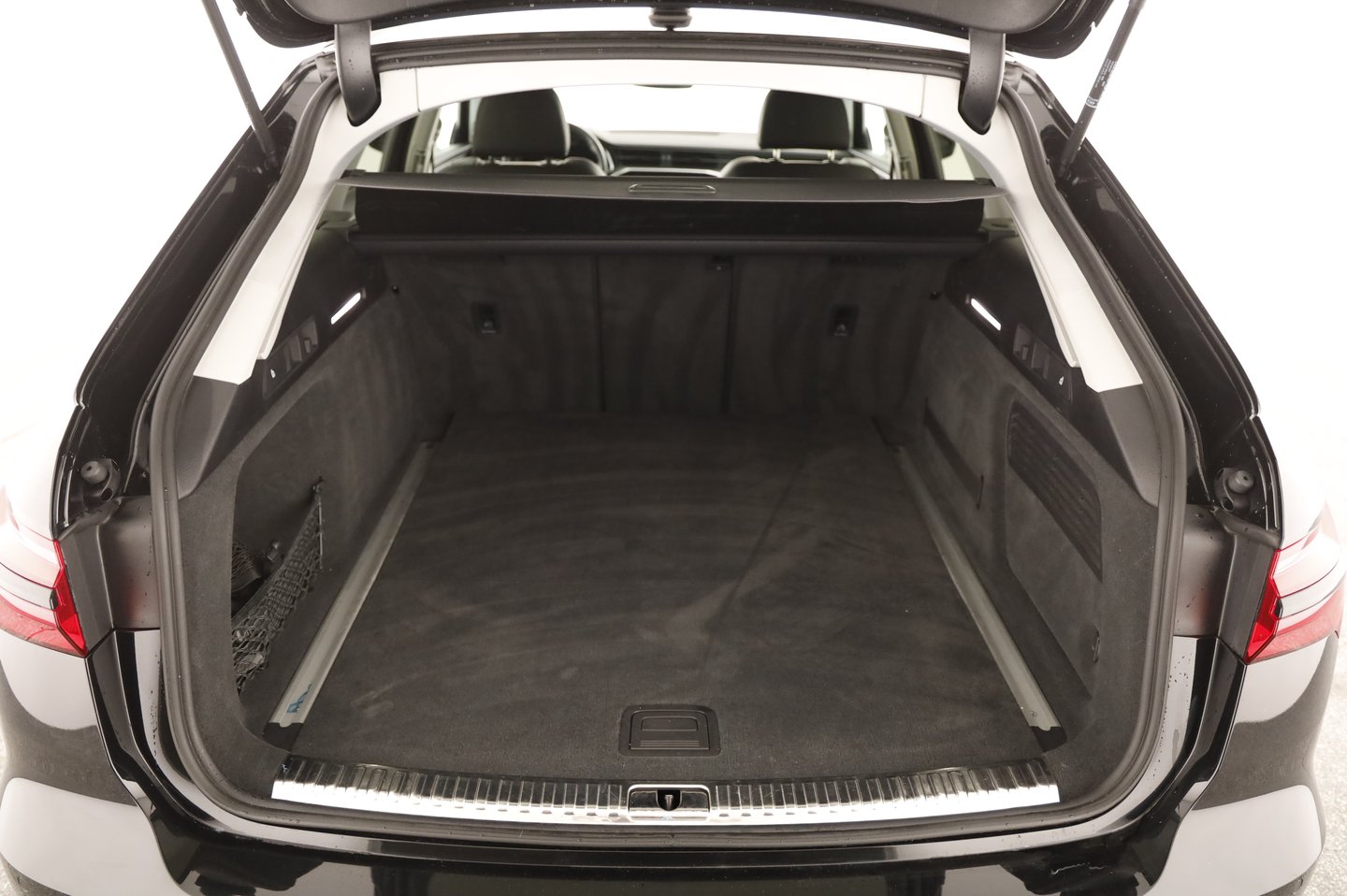 Audi A6 Avant 40 TDI quattro Sport | Bild 20 von 22