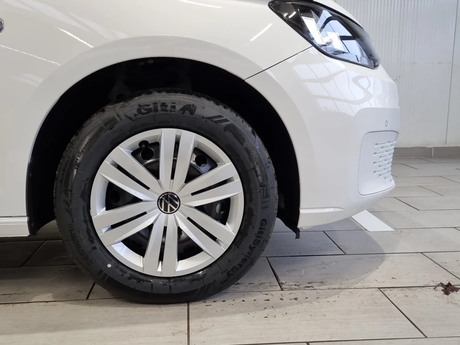 Bild eines Caddy Family TDI