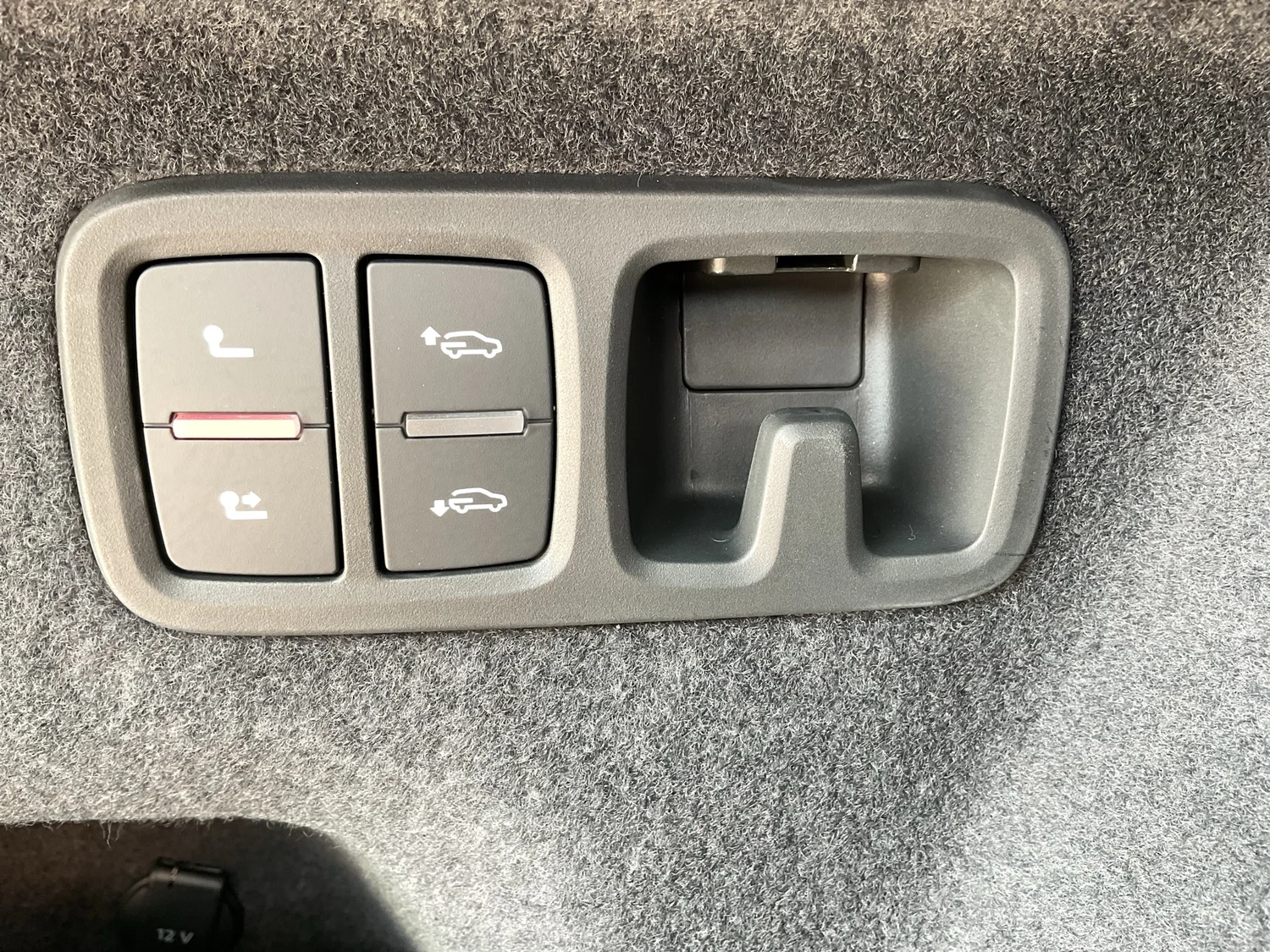 Bild eines Audi Q8 e-hybrid quattro 290 kW
