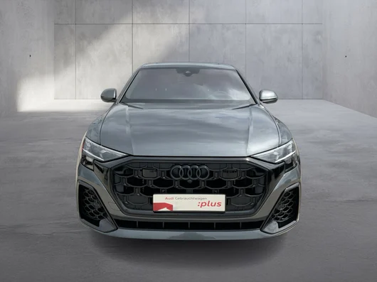 Bild eines Audi Q8 e-hybrid quattro 290 kW
