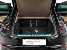 Porsche Panamera 4 E-Hybrid in schwarz - metallic