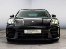 Porsche Panamera 4 E-Hybrid in schwarz - metallic