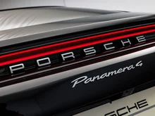 Porsche Panamera 4 E-Hybrid in schwarz - metallic