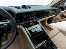 Porsche Panamera 4 E-Hybrid in schwarz - metallic