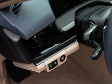 Porsche Panamera 4 E-Hybrid in schwarz - metallic