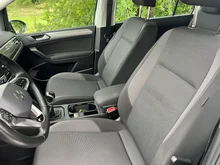 VW Touran TDI in Reflexsilber Metallic