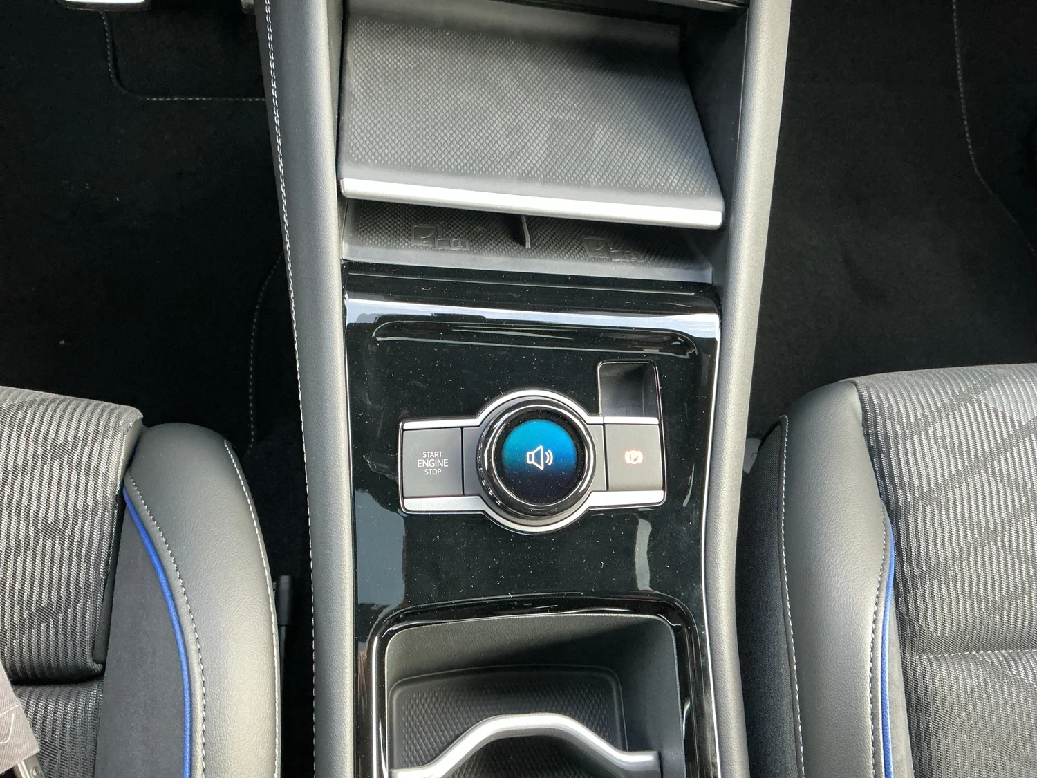 Bild eines VW Tiguan Sport TDI 4MOTION DSG