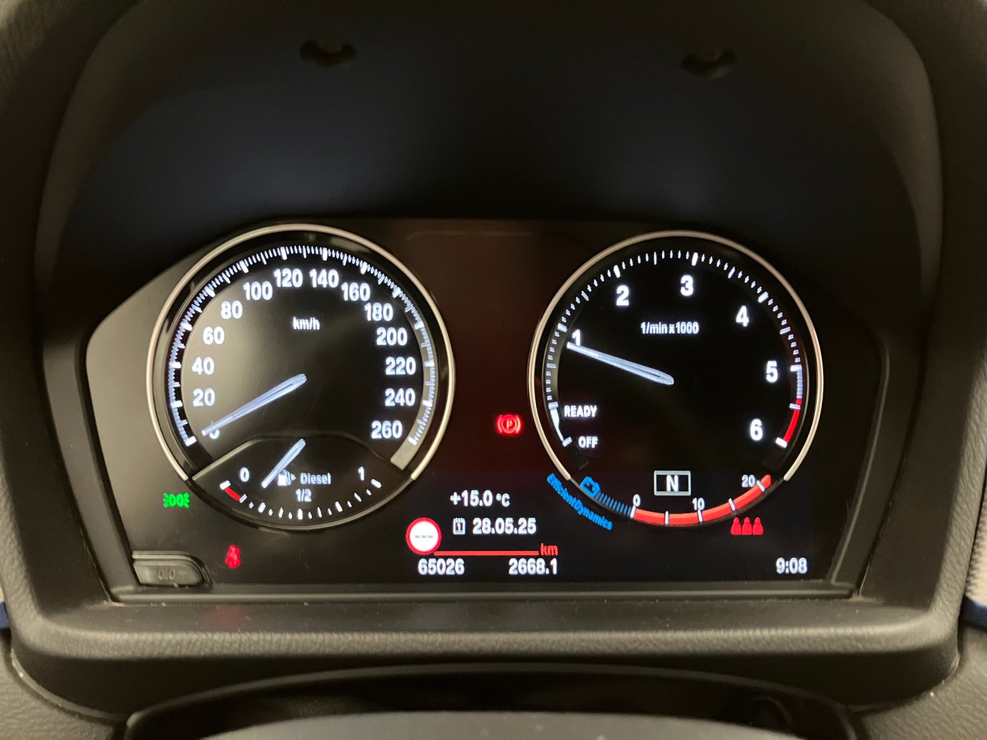 BMW X1 xDrive18d | Bild 15 von 31