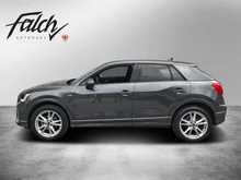 Audi Q2 35 TFSI S line in 6Y Daytonagrau Perleffekt