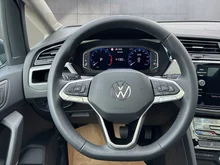 VW Touran Friends TSI DSG in Delfingrau Metallic