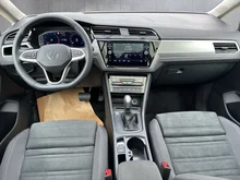 VW Touran Friends TSI DSG in Delfingrau Metallic