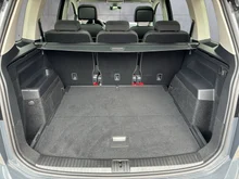 VW Touran Friends TSI DSG in Delfingrau Metallic