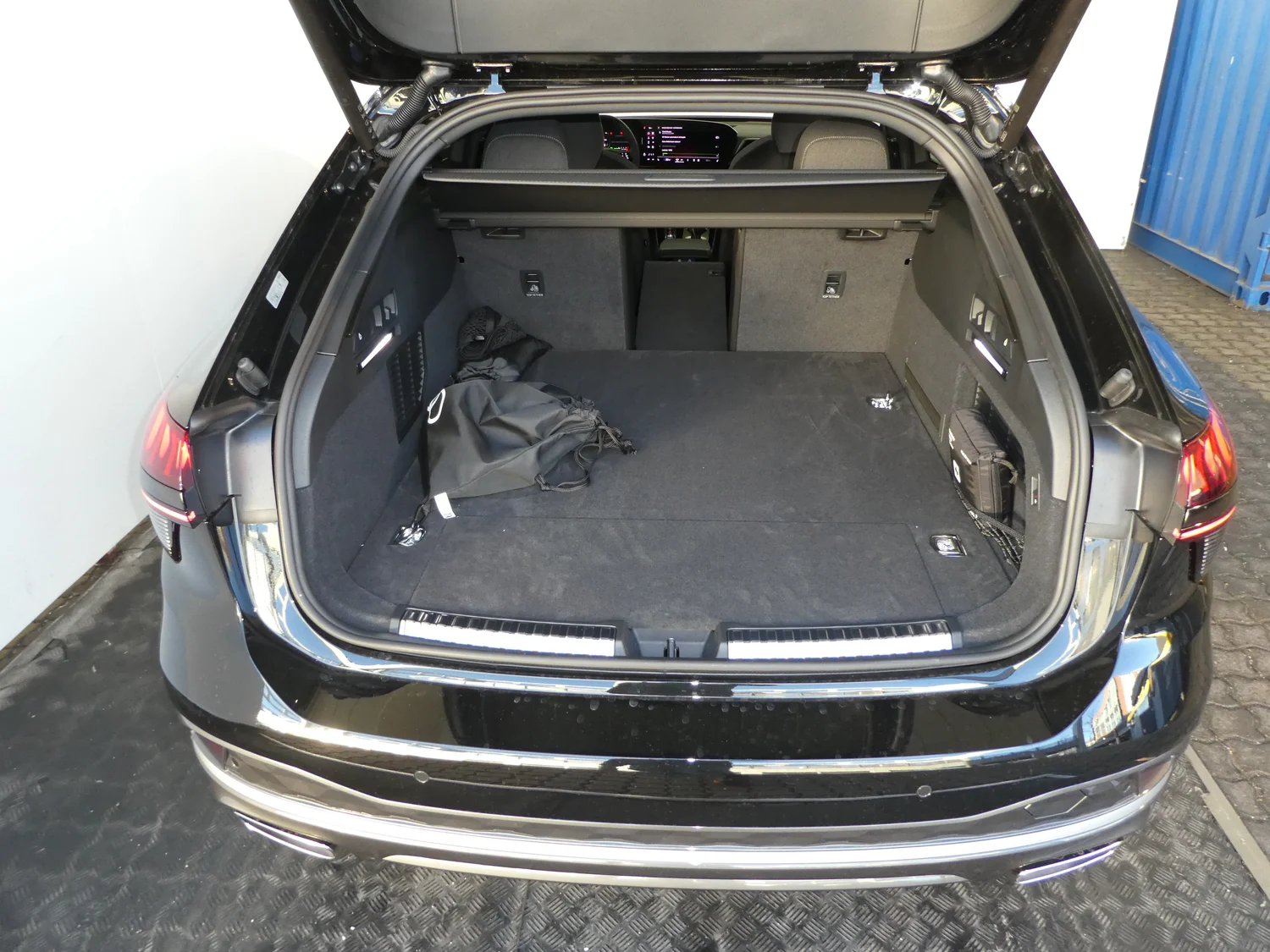 Bild eines Audi A6 Avant e-hybrid quattro 220 kW