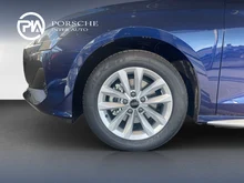 Audi A3 Sportback 30 TFSI in Navarrablau Metallic