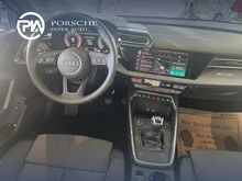 Audi A3 Sportback 30 TFSI in Navarrablau Metallic