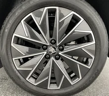 Thumbnail-Foto von Fahrzeug