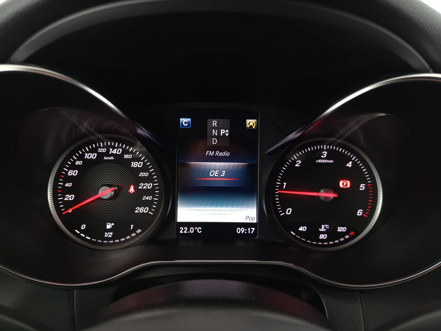 Mercedes C 220 d T 4MATIC Aut. | Bild 16 von 32