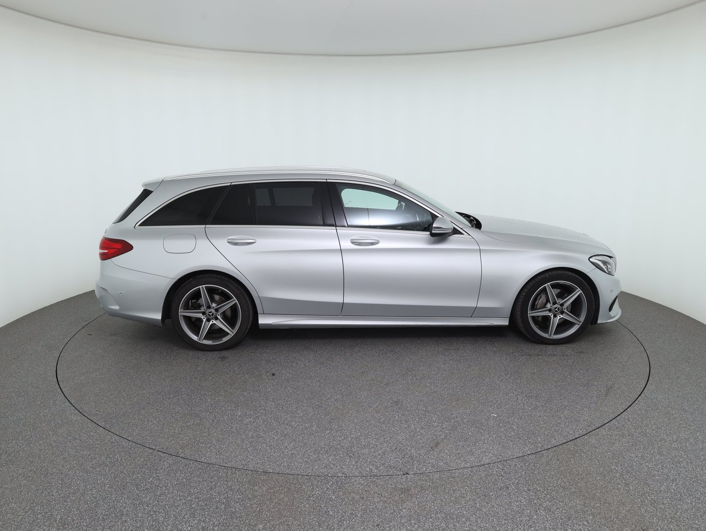 Mercedes C 220 d T 4MATIC Aut. | Bild 4 von 32