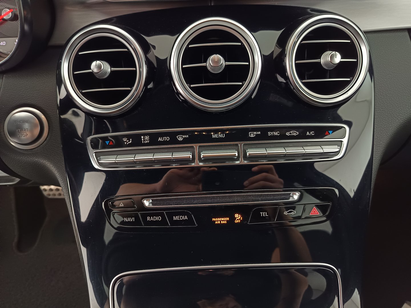 Mercedes C 220 d T 4MATIC Aut. | Bild 26 von 32