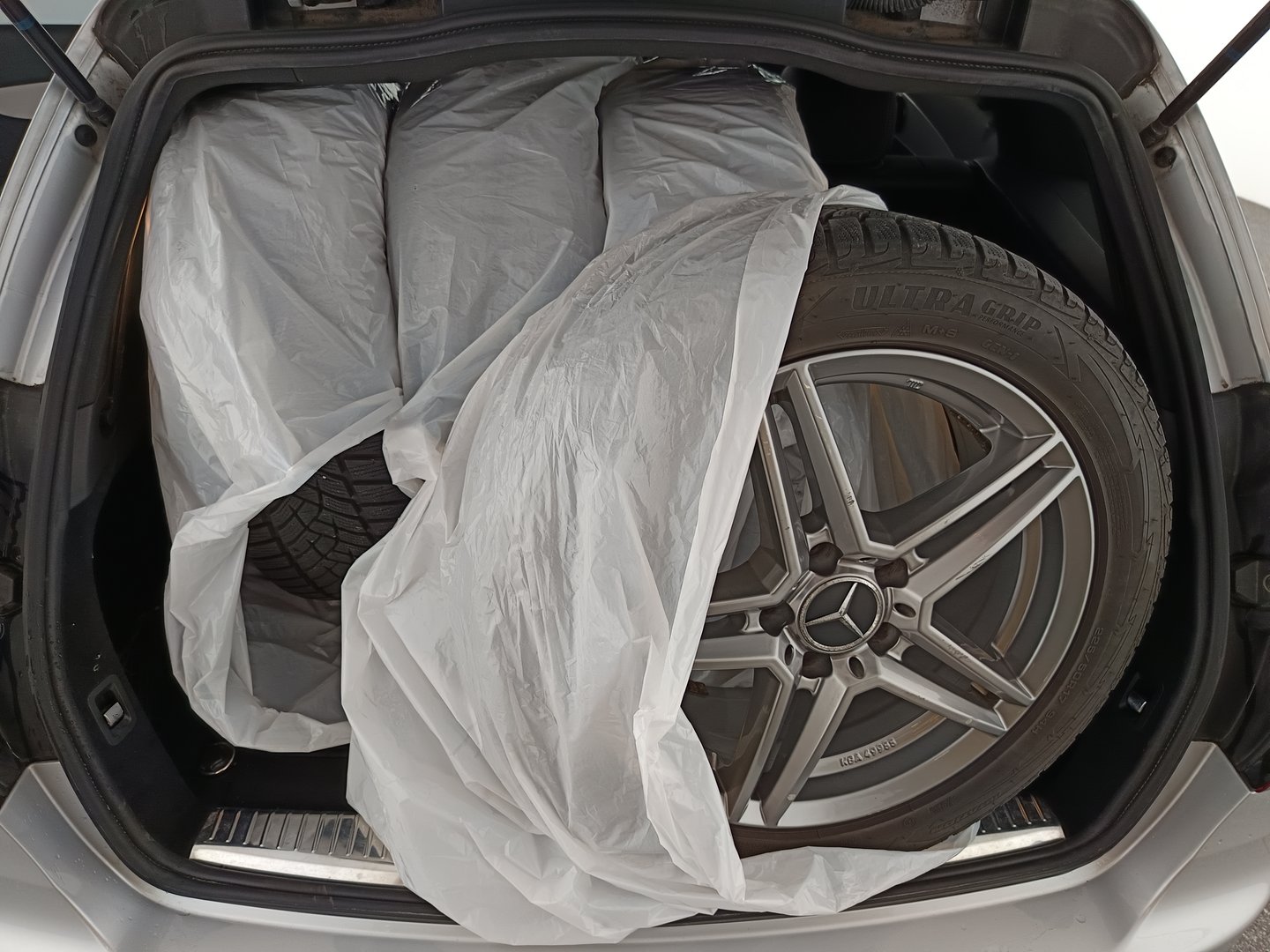 Mercedes C 220 d T 4MATIC Aut. | Bild 29 von 32