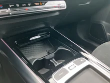 Mercedes GLA GLA 200 d in mittelgrau - metallic
