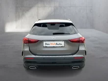 Mercedes GLA GLA 200 d in mittelgrau - metallic