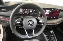 Thumbnail-Foto von Fahrzeug