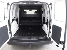 VW Caddy Cargo TDI 4MOTION in Candyweiß
