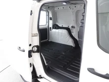VW Caddy Cargo TDI 4MOTION in Candyweiß