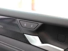 VW Tiguan Friends TDI DSG in Cipressino-Grün Metallic
