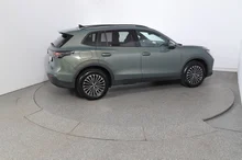 VW Tiguan Friends TDI DSG in Cipressino-Grün Metallic