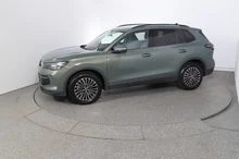 VW Tiguan Friends TDI DSG in Cipressino-Grün Metallic