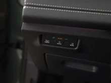 VW Tiguan Friends TDI DSG in Cipressino-Grün Metallic