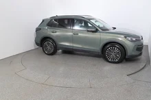 VW Tiguan Friends TDI DSG in Cipressino-Grün Metallic