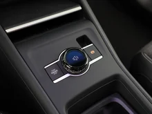 VW Tiguan Friends TDI DSG in Cipressino-Grün Metallic