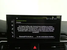 Audi A4 Avant 40 TDI S line in 0E Mythosschwarz Metallic