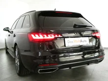 Audi A4 Avant 40 TDI S line in 0E Mythosschwarz Metallic