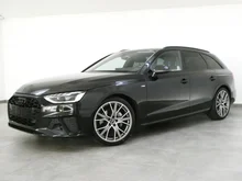 Audi A4 Avant 40 TDI S line in 0E Mythosschwarz Metallic