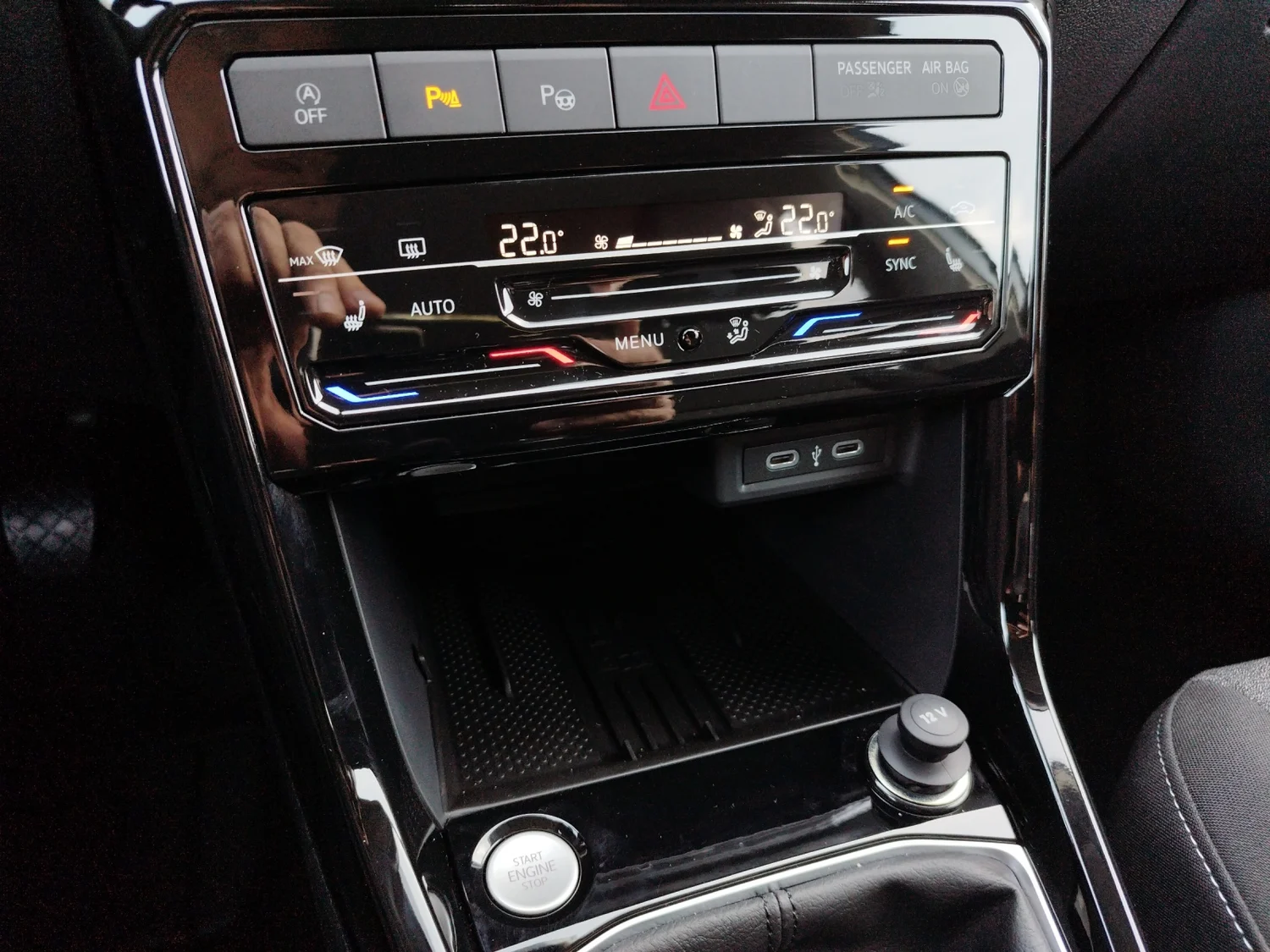 Bild eines VW T-Cross Friends TSI