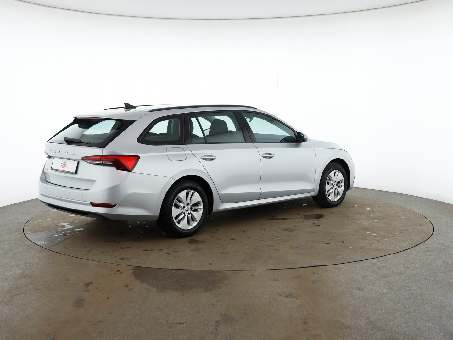 Škoda OCTAVIA Combi Ambition TDI | Bild 2 von 17