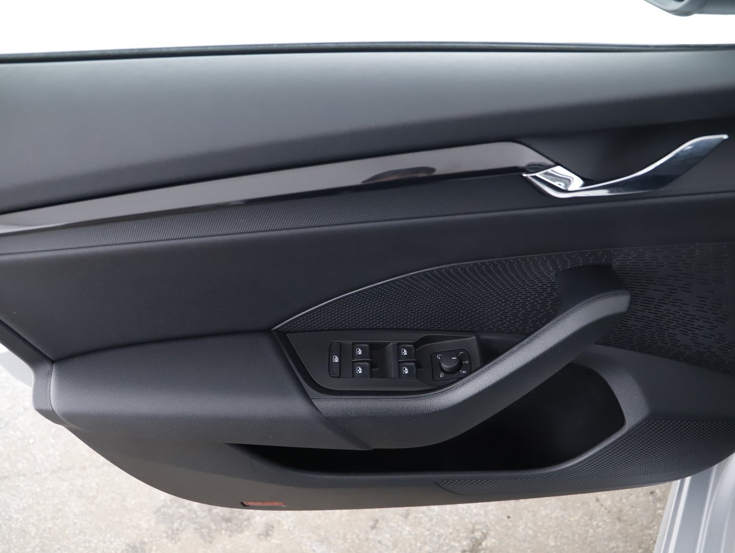 Škoda OCTAVIA Combi Ambition TDI | Bild 3 von 17