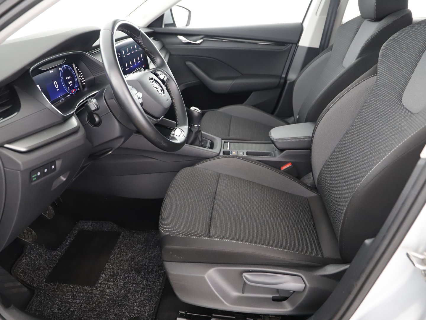 Škoda OCTAVIA Combi Ambition TDI | Bild 4 von 17