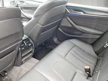 BMW 5xx 5 Lim. 545 e xDrive M Sport in schwarz - metallic