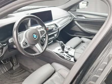 BMW 5xx 5 Lim. 545 e xDrive M Sport in schwarz - metallic
