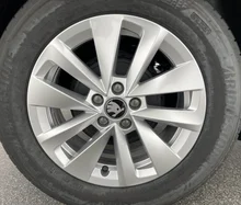 Thumbnail-Foto von Fahrzeug