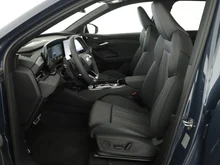 Audi Q6 e-tron quattro in Plasmablau Metallic