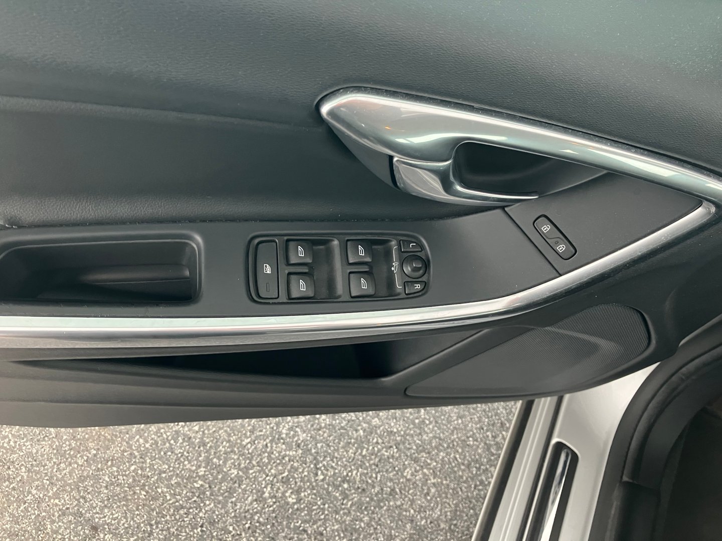 Volvo S60 D2 Kinetic | Bild 4 von 14