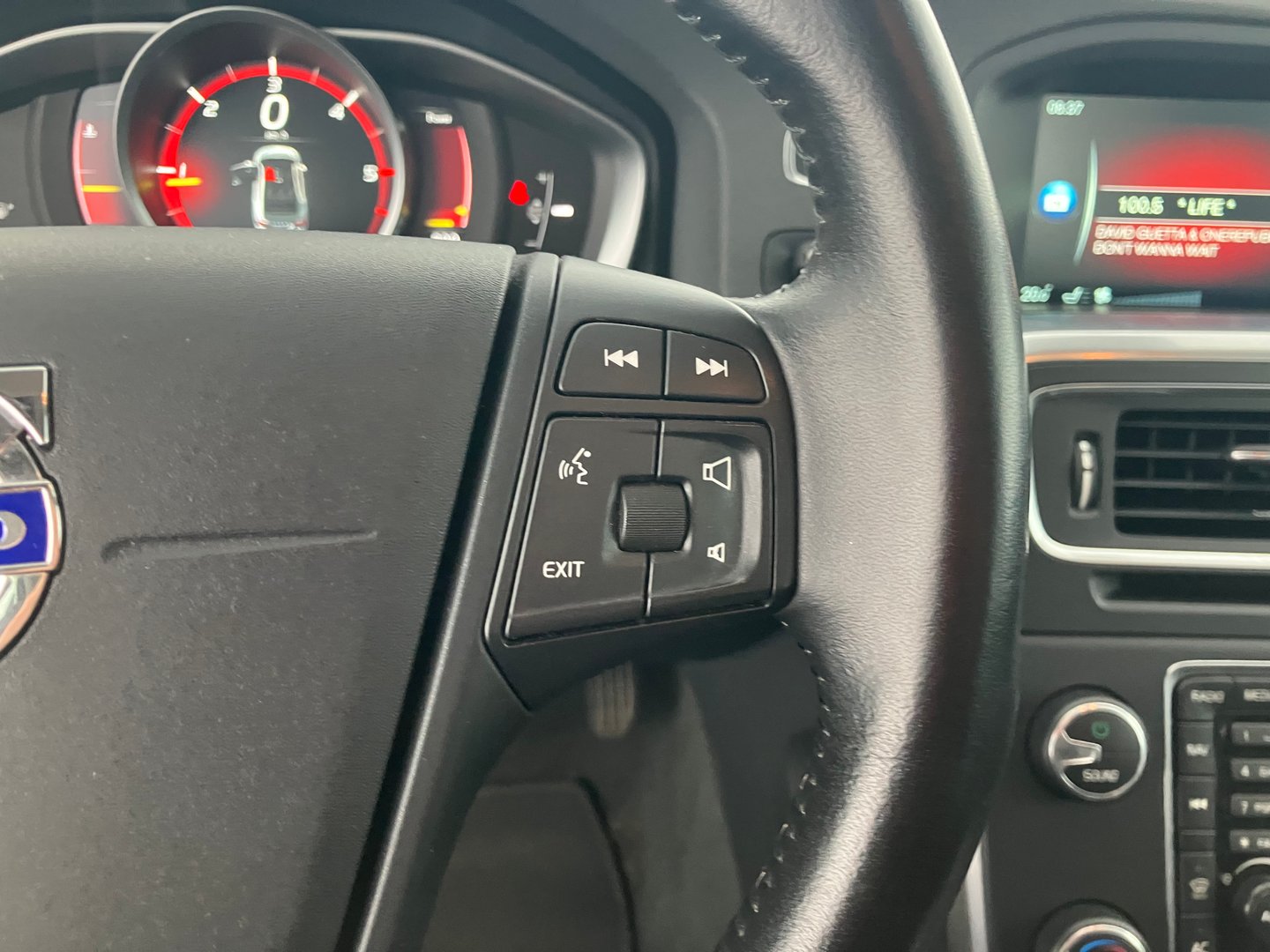 Volvo S60 D2 Kinetic | Bild 16 von 26