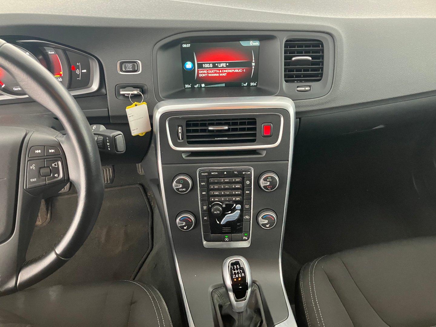 Volvo S60 D2 Kinetic | Bild 6 von 14
