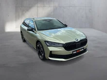 Škoda Superb Combi Sportline iV TSI DSG in Ice Tea-Gelb Metallic